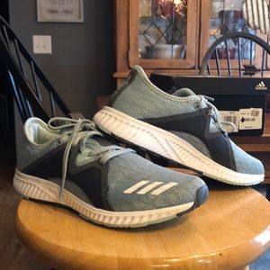 NWT Adidas edge lux 2 shoe size 8.5